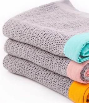 Giggle Baby - Organic Cotton Cot Blanket - Grey / Orange Trim 120x100cm.
